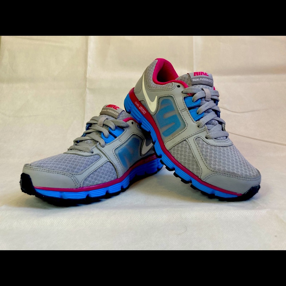 Nike Dual Fusion
